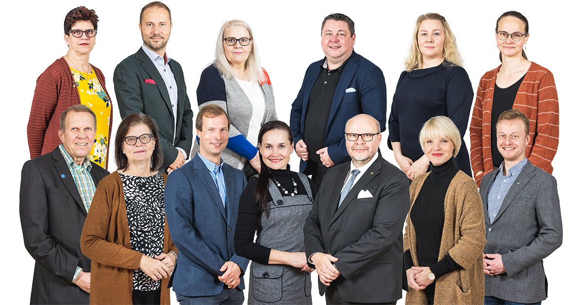 Maakuntahallitus.